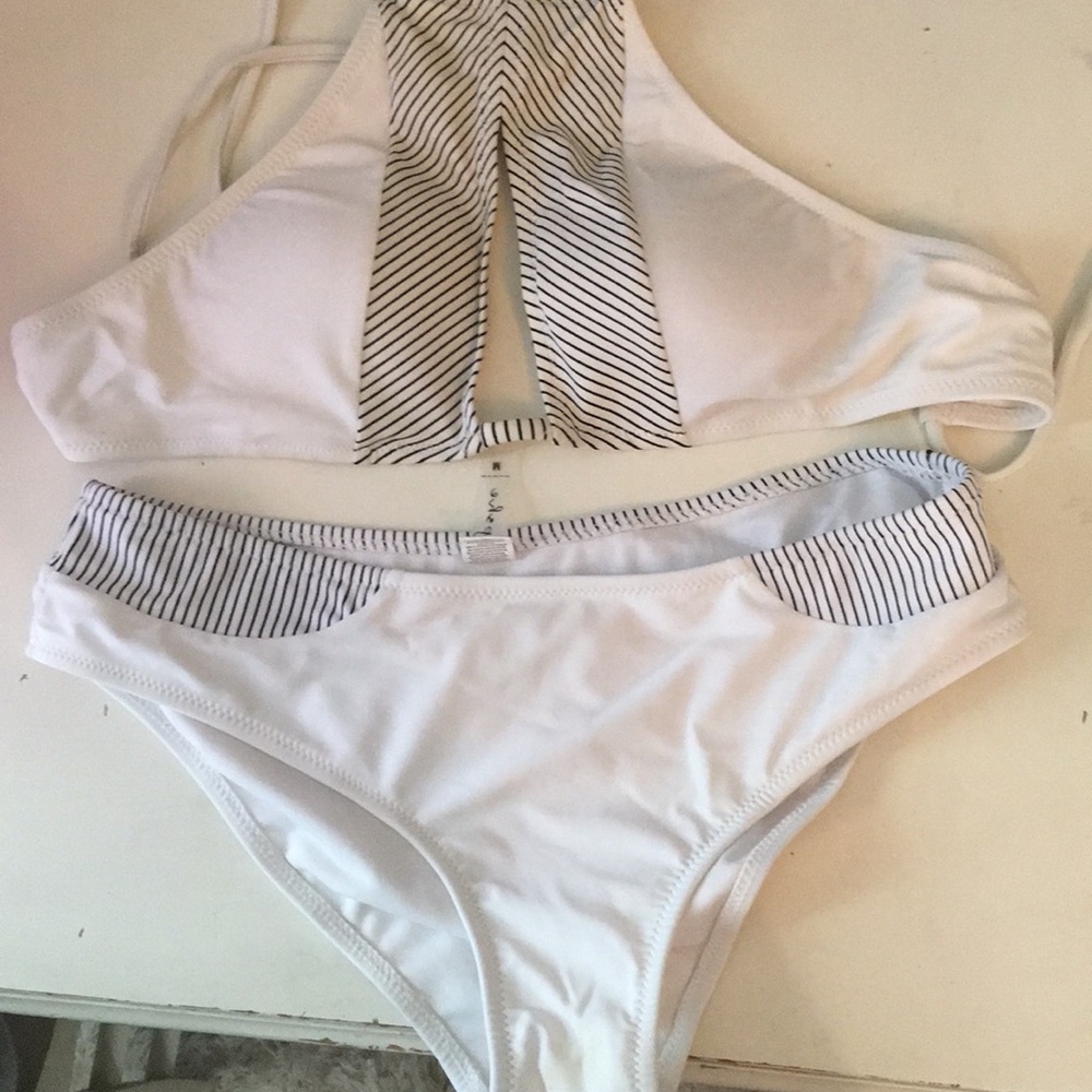 Cupshe Halter Bikini